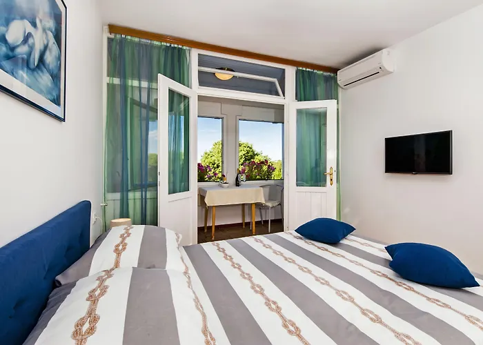 Apartament Centener *